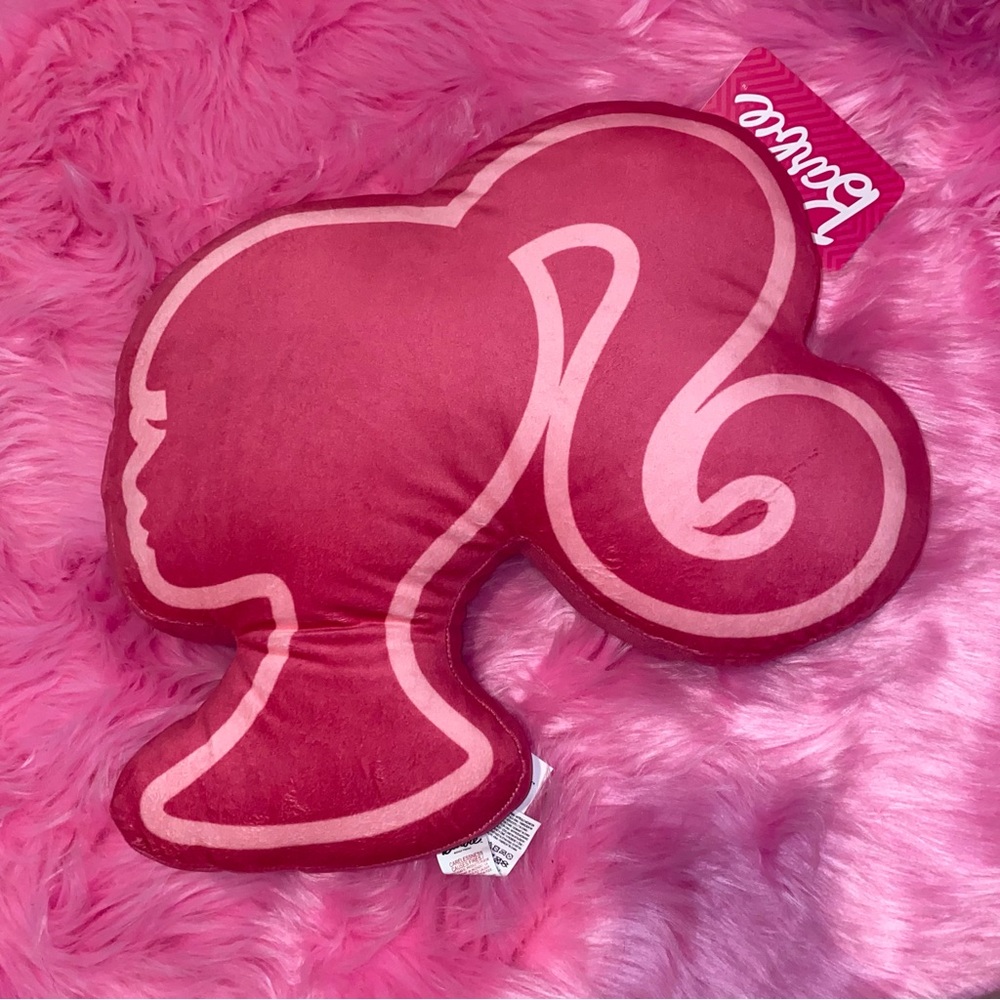 Barbie head pillow 💖
